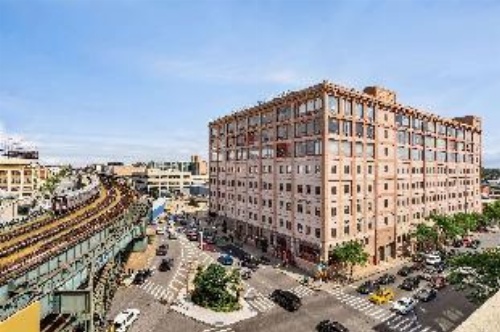 Days Inn by Wyndham Long Island City image 22